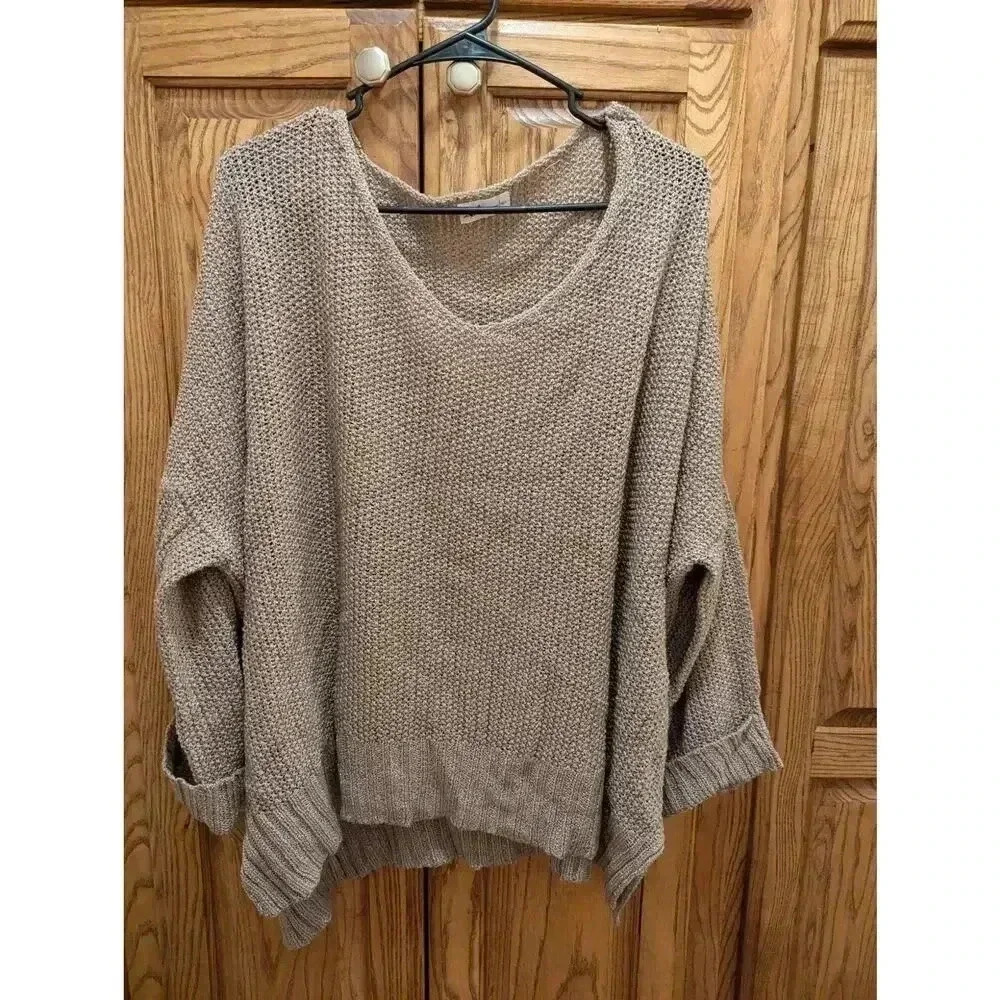 Women's oversized beige knit sweater by In Bloom (M/L)